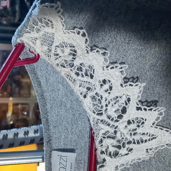 Paparazzi sweater - Picture 3 of 7